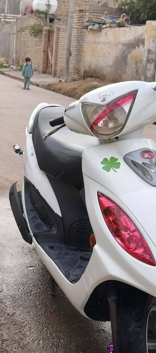 دراجه كامكو في تو محركها ١٥٠  مكفوله كفاله عامه السعر 750 اذا مو شراي لا تعبني رقم الهاتف *********** العنوان ناصريه قضاء الفجر
