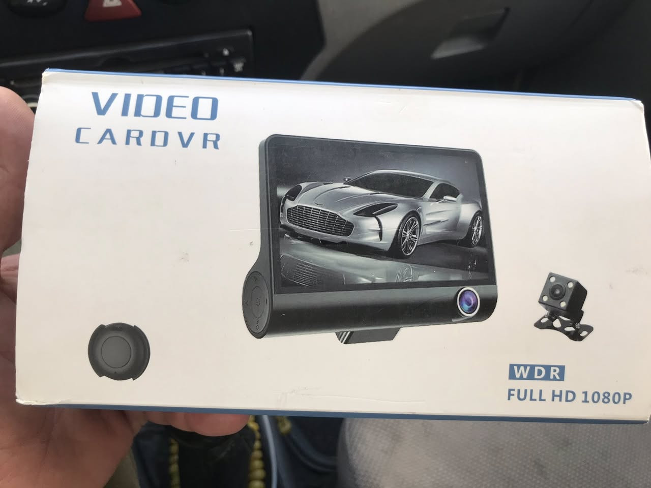 سلام عليكم كامره سياره  امزون بيه 3 كامرات اماميه ومال داخل سياره كامره بك سعر 25 
مكاني البنوك 
الاتصال ***********
