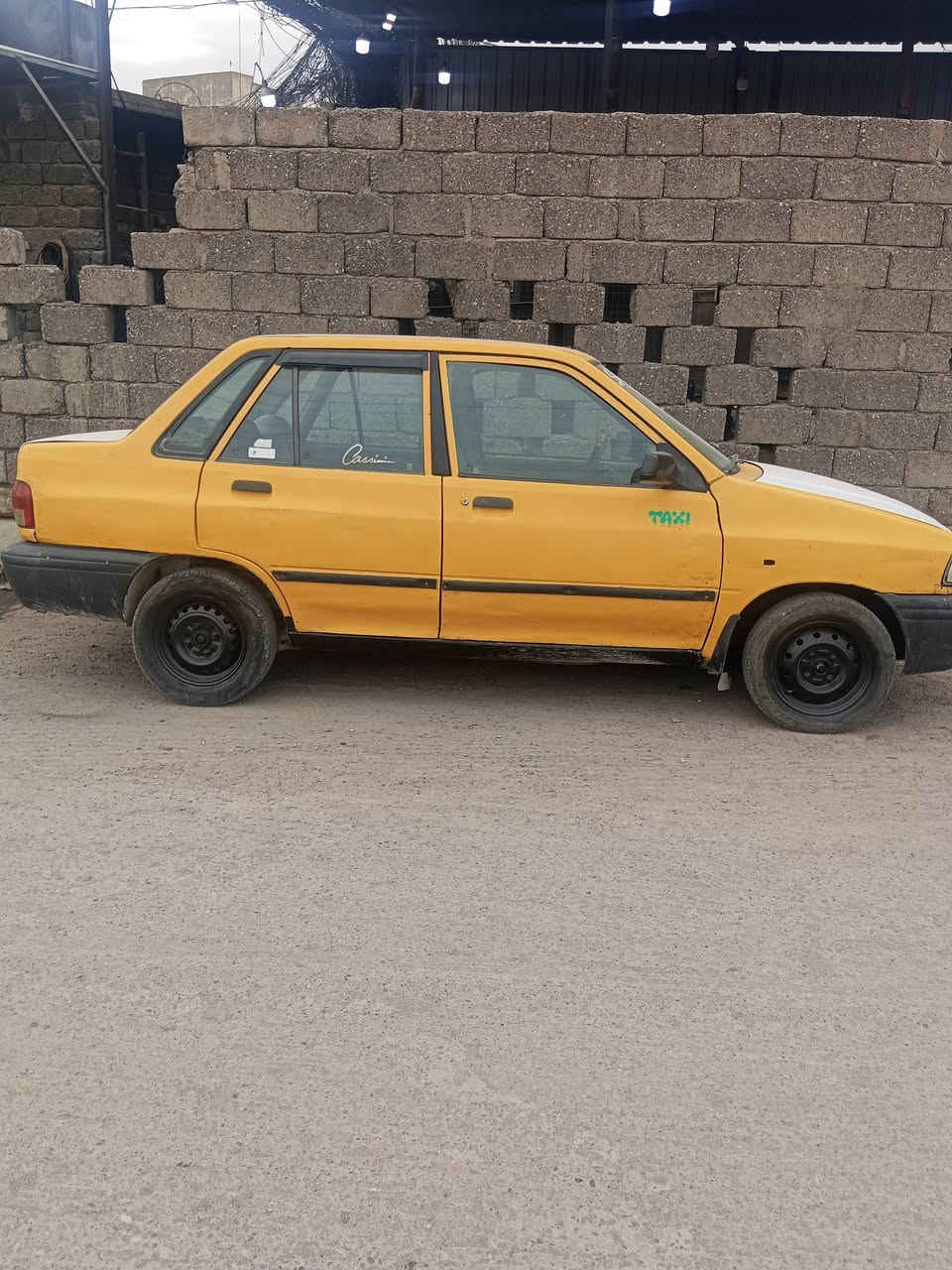 السلام عليكم سايبه موديل 2011 للبيع محرك رايمن لا صرف ولا نفخ گير وعينه جداد السياره حلوه وجاهزه ستيرينا تعبان باور جديد السياره عليها 450 هيئه ابيع اقساط فقط وبالمريح مقدمه 10 ولي يضلن وبالشهر ورقه الاستفسار عن الرقم *********** رقم بغداد
