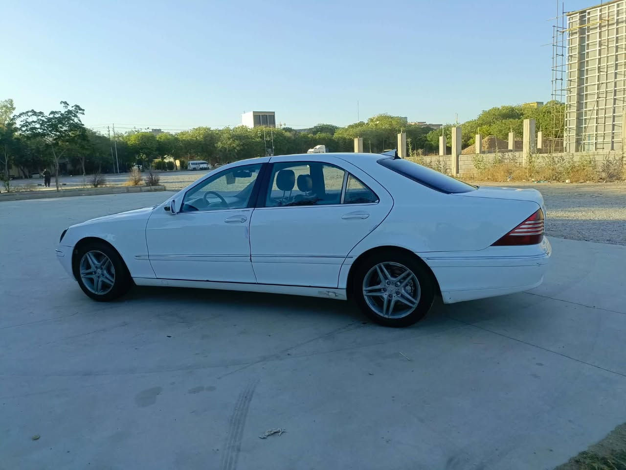 مارسیدز بۆ فرۆشتن S 500 لارج ساغ ساغ مۆدێل 2006 فوول فوول مواسەفات مەکینەی V8 گێڕو مەکینەو ئەکسل و تەقەو ڕەقەی بەشەرت تەبرید ساردو گەرم لەگەڵ سووچ کارەبای هەمووگیانی ئیشەکا هەر چوار چوپی ئیشەکا سلایت شاشە کامیرە سەلاجە ئاوێنە کارەبا چوار کوشین کارەبا جلدو گەرموو سارد چوار تایەو ویلی تازەی لەژێرە دەعموو لێدرانی نیە دوپارچەی بۆیاخی ئەوروپایە بەبێ ناوگرتن سعری 51 وەرەقەو کەمێک مەعمەلە موشتەری نیت بێزارم مەکە شوێن کەلار ***********
***********
