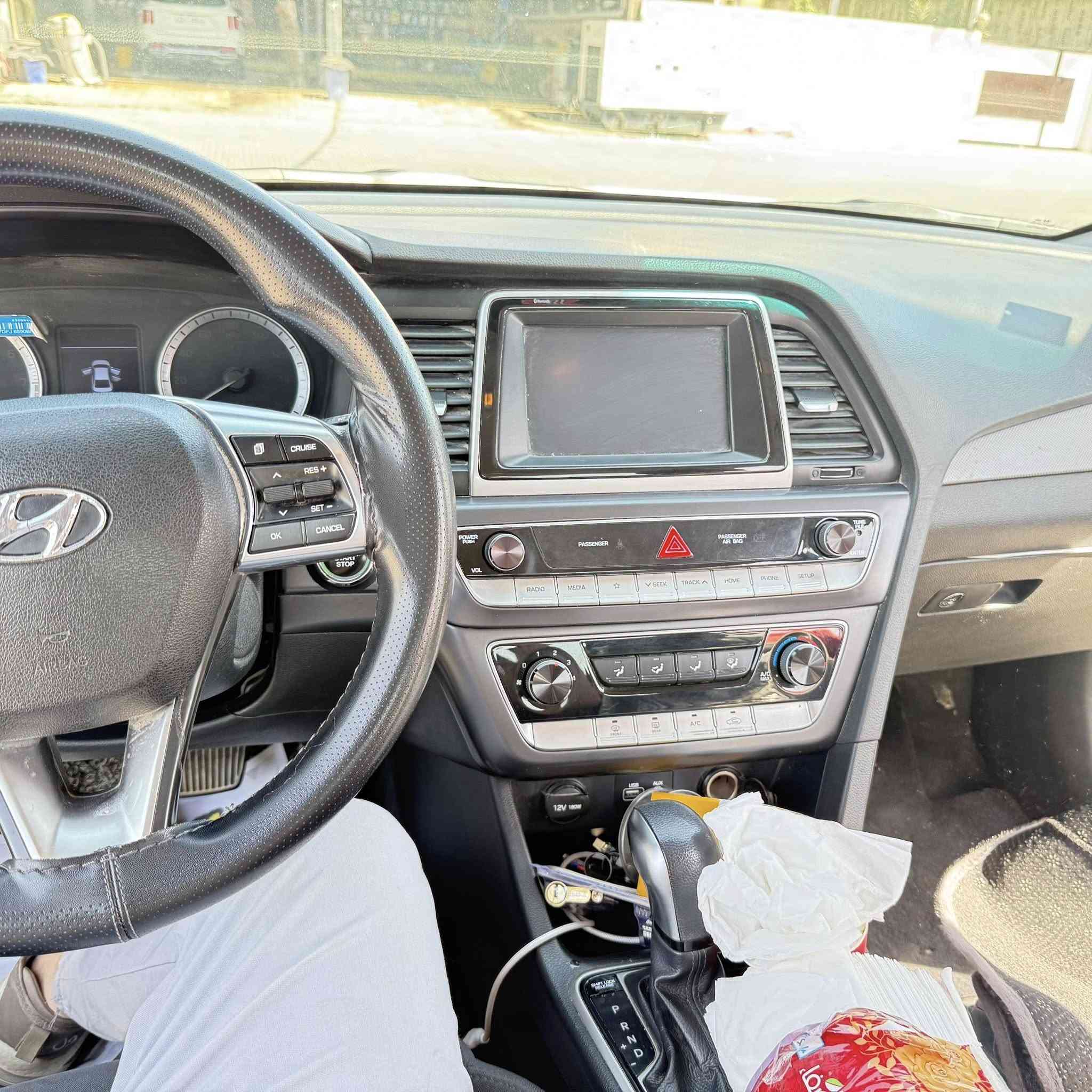 سوناتا 2018 SE مكينة V4 2.4L

رقم بغداد باسمي وتحويل مباشر

عـداد الـ ـمسافة ٦٤MlL

المواصفات 🔰

شاشة كبيرة تدعم Apple CarPlay& Android Auto + كاميرا خلفية دوارة + رادات جانبية + مري نقطة عمياء + تحكم دركة جهتين + ثلاث وضعيات قيادة + شاشة تحديد اعطال.

صور الحادث مرفقه اسفل المنشور 🔻

السعر: 145 وبيه مجال للطيبين
📍 مكان السياره / نجف حي النداء 
📞 رقم تلفوني ***********
