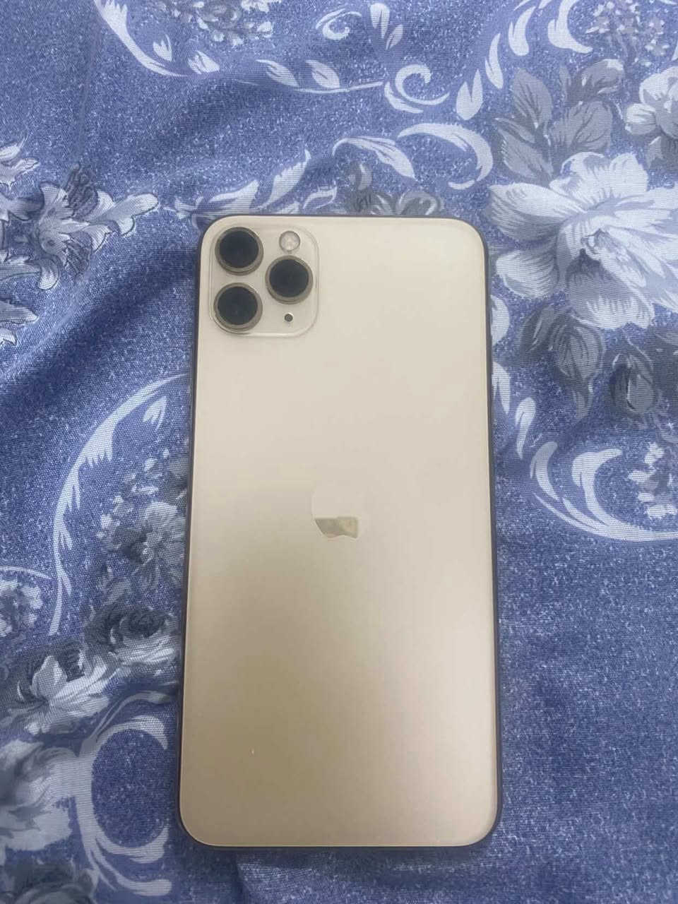 السلام عليكم آيفون ١١ بروماكس جهاز مكفول مامفتوح بطاريه ٧٠بلاديه جهاز لون حليبي وهاذ كسر بل لازكه مو شاشه مكاني بغداد الدوره السعر ٣٥٠ وبي مجال


**إذا كنت صاحب هذا الإعلان وتريد حذفه لأي سبب، رجاءا أرسل رسالة إلى الدعم الفني**