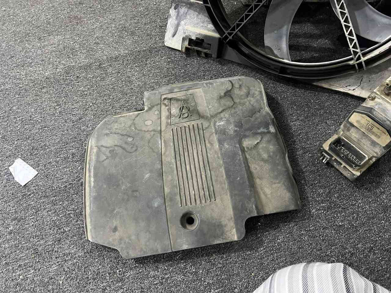 قطع غيار فورد فكتوريا الاسعار خاص متواجد عل الفيس وات ساب ***********اتصال ***********
