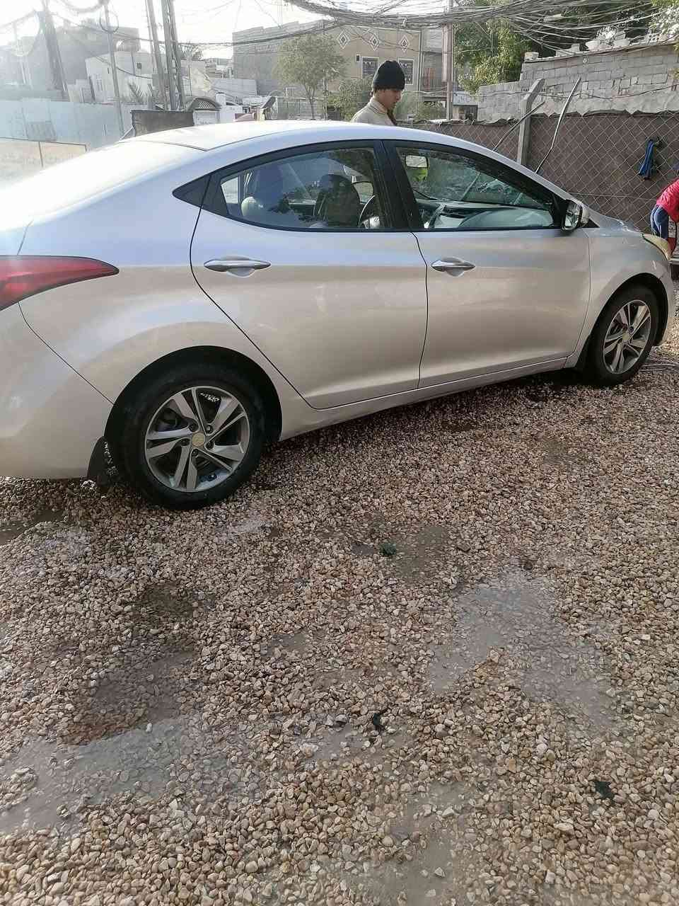 سلام عليكم
سيارة هونداي النترا محرك 1800 
موديل 2012  خليجي
سياره فول من عدا البصمه
سياره بيه قطعه وحده صبغ جاملغ امامي
حداديه جديده كامله
هزه جديده قبل سبوعين
سياره جاهزه من كلشي
سعره 115 وبيه مجال
عنوان كربلاء حي لعامل
***********
