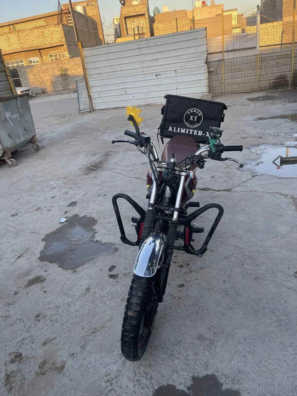 سلام عليكم دراجه أيراني خمسه كير مكفوله كفاله عامه اوراق كامله نواقصها بس دشبولو شاير مثل ما موضح سعر 450 وبيها مجال رقمي ***********
