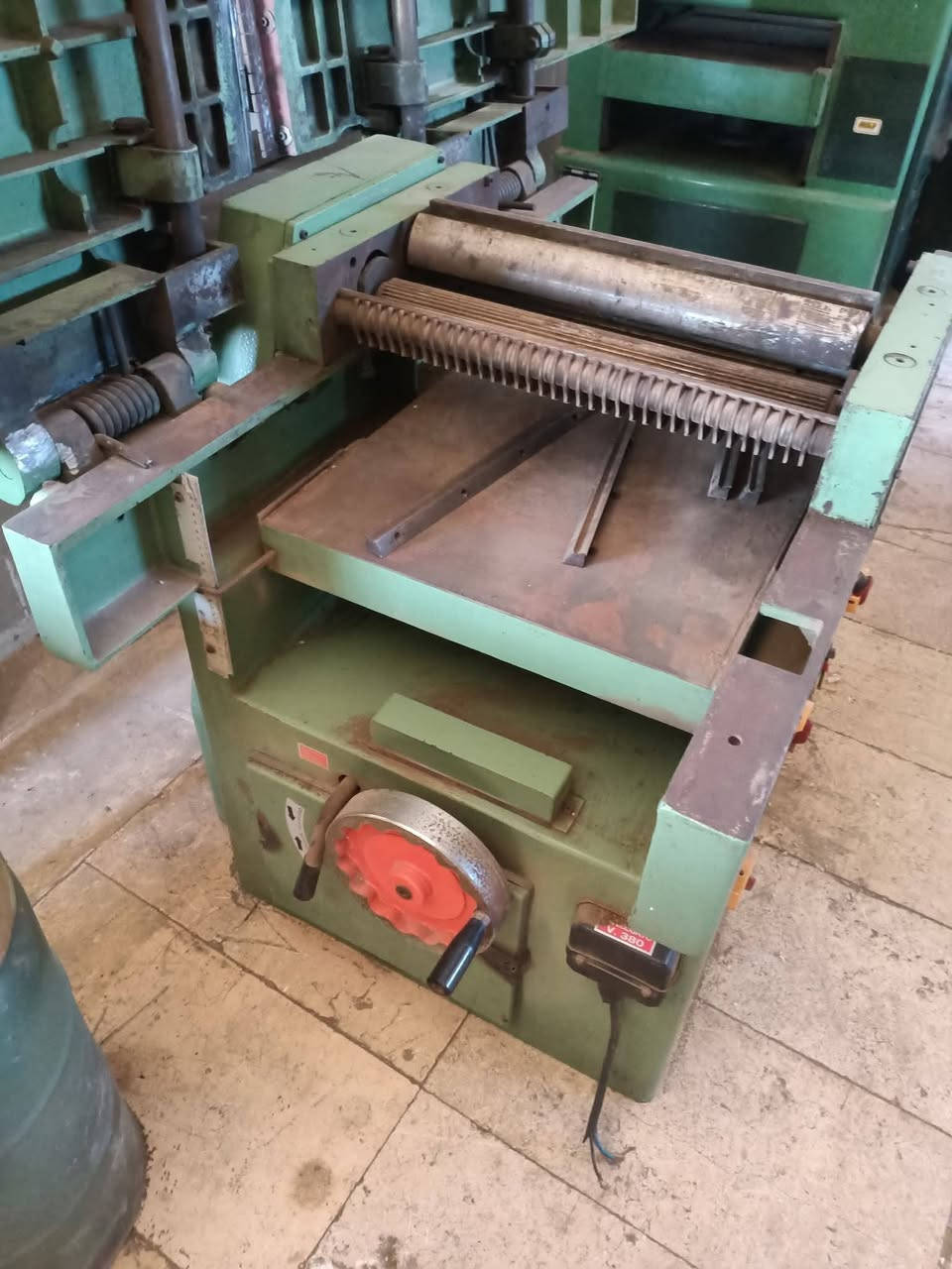 مجموعه ثلاث عمليات 2000 ايطالي ما ابي اي اب شراي خليه يخابر***********
