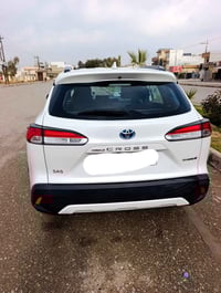 كورولا كروس • ٢٠٢٤ • ٧٥٠٠٠ كم