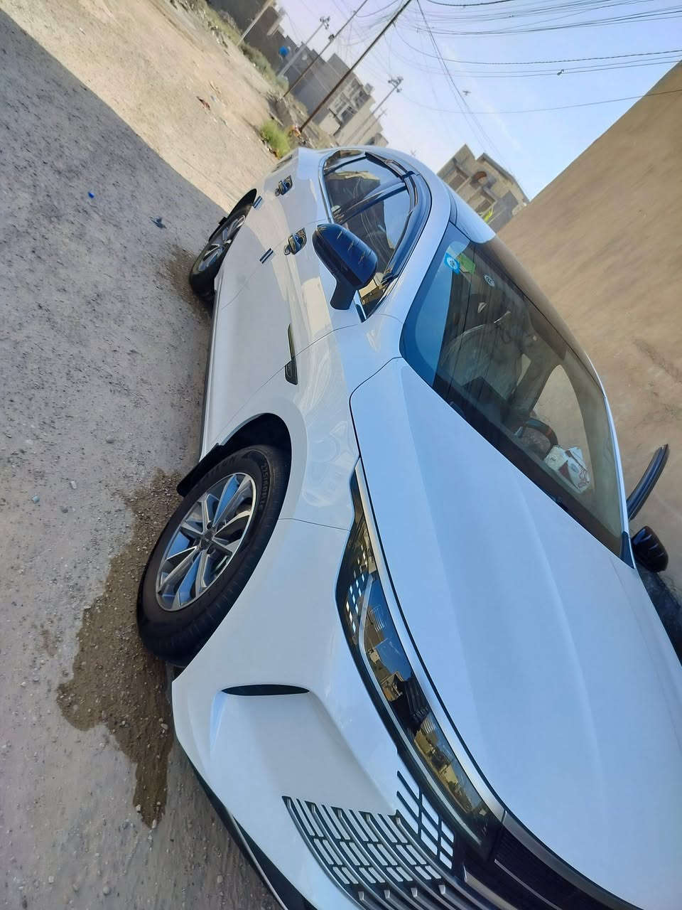 للبيع بي وايدي دستروير مكفوله
من صبغ وبارد فقط رصعه زغيربل بنيد ورصعه باب خلفي سياره ماشيه 13الف بسمي رقم بغداد 
داخل جلد زاد ارضيات وجنطه مغلفه 
ساستم اسود داخل خارج السعر 20مليون
***********
***********
