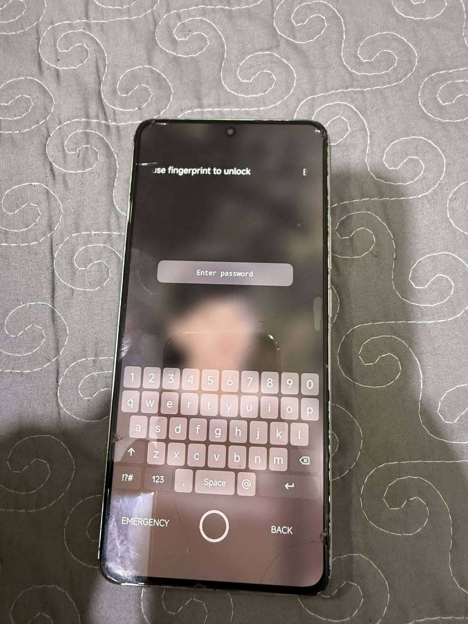 سلام عليكم
بوكو x6pro .

ذاكره 512 .

عشوائيه 12 .

جهاز بوبجي 120 فريم .

نضافه 80% 

ملاحضه .الجهاز الكامره واكفه الاماميه.

والخلفيه جهاز تاخذه مال الالعاب .

خير من الله بل الألعاب .

سعره الجهاز  .130الف .

رقم التواصل *********** .

العنوان الزعفرانيه شارع المحد ..
