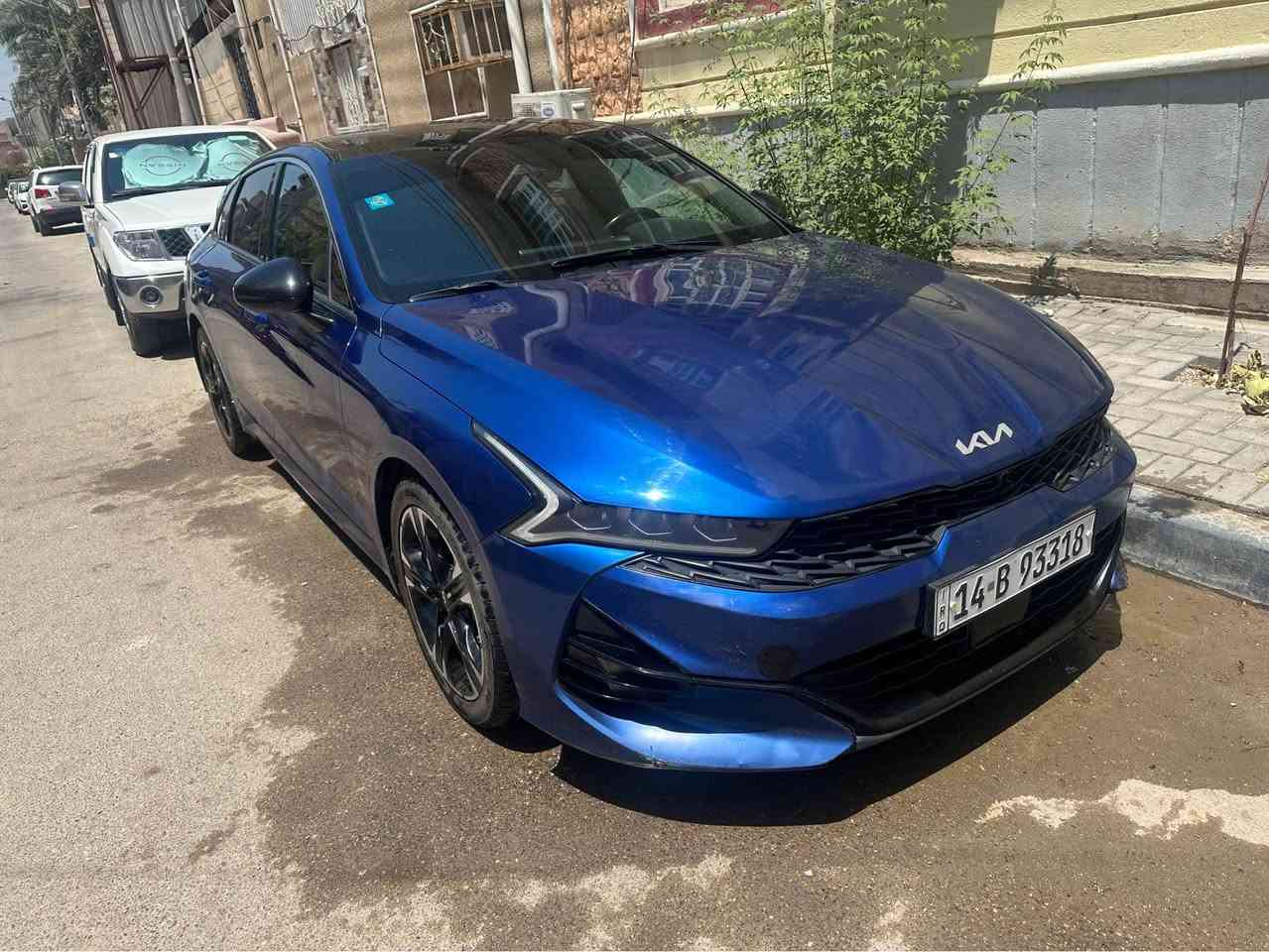 Kia k5
2022 GT LINE 
فول مواصفات 
رقم بصرة معوقين والمعوق السكن بصرة مركز المدينة جاهز للوكالة
وارد امريكي حادثهه جنطة خلفية وبيهه جاملغ الخلفي مبدل ورشات صبغ
السيارة جديدة ونظيفة تخم تاير جديد تبريد ثلج حدادية نظيفة بلادية 
السعر 140 
*********** البصرة, العراق
