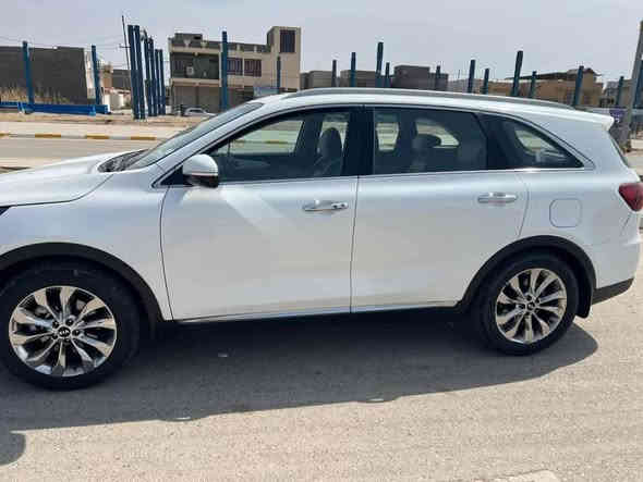 السلام عليكم 
سورينتو خليجي 2019  شكل 2020
رقم بغداد باسمي 
ماشية 114
6سلندر دوش
بصمة عدد 2
4 انظمه قيادة
شحن لا سلكي 
كامرة دوارة
كشنات كهرباء
حساسات امامي وخلفي
لايت عدسة زنون
لد ضباب
تحكم ستيرن
بردات خلفية
تبريد منفصل 
3قطع تبريد ثلج
7راكب
السعر 265 وبيها مجال قليل جدا
تحويل نفس اليوم للإتصال 
للتواصل خاص او الاتصال على
***********
العنوان بغداد الشعب بغداد
