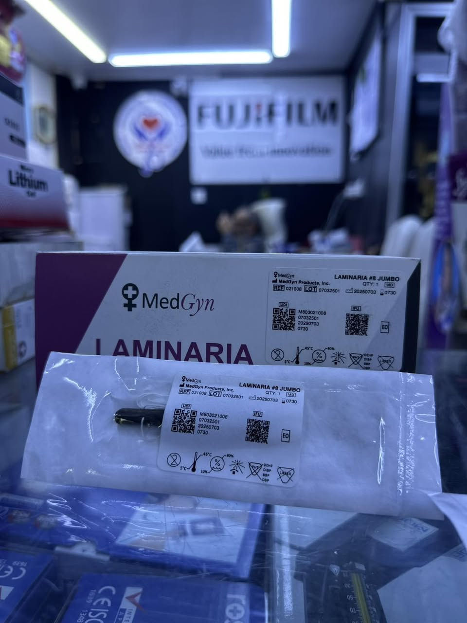 � يعلن مكتب سما الطب للمستلزمات الطبية

✨ LAMINARIA – Cervical Dilator
من شركة MedGyn

أداة طبية تُستخدم لتحضير وتوسيع عنق الرحم بشكل تدريجي وآمن قبل بعض الإجراءات النسائية، حيث تعمل على امتصاص السوائل والانتفاخ تدريجياً مما يساعد على توسعة عنق الرحم بلطف وتقليل المضاعفات.

🌿 المميزات:
✔ توسع تدريجي وآمن
✔ يقلل من التمزق أثناء الإجراءات
✔ معقم وجاهز للاستخدام
✔ جودة طبية موثوقة للعيادات النسائية

📦 المتوفر حالياً:
LAMINARIA #8 JUMBO

📍 باب المعظم – مقابل دائرة صحة بغداد الرصافة

📞 للاستفسار والطلب:
***********
***********
