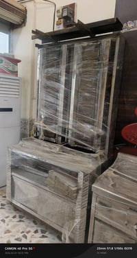 معدات مطعم • نظافة ٩٠/١٠٠ • حله مركز المدينه