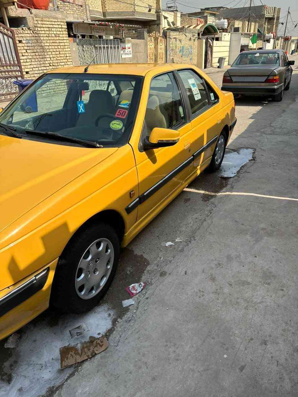 سلام عليكم سيارة البيع بيجو باصا موديل 15 مكفوله من ضربا و تبديل مكينه و كير خير من الله هلالات خلفيه معمره وتبريد شغال و مصفره غرمات سنويه 27 سعر 48 و بيه مجال توصل عل هذا الرقم ***********
