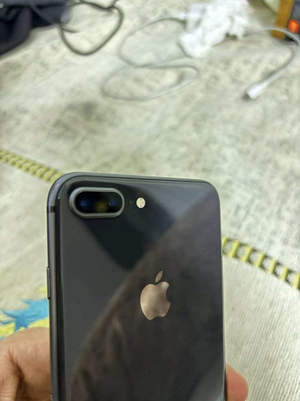 للبيع IPhone 8 Plus
ممفتوح شاشة بلادي بطارية بلادي كل جسمه بلادي 
بطاريه 75% بلادي 
سعر 125 
***********

