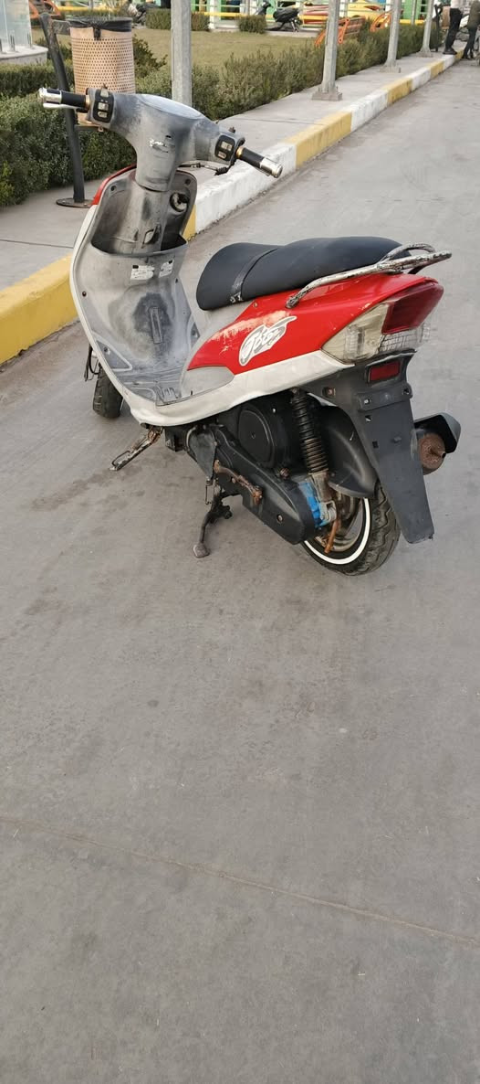 السلام عليكم دراجه ماكس منغولي للبيع مكينه بلاديه 49 شلعه ومعدل خير من الله سلف  وهندر كهربايات كلهه كامله اي نقص مابيهه السعر 550وبيهه مجال المكان بغداد الشعب وهاذه رقمي ***********
