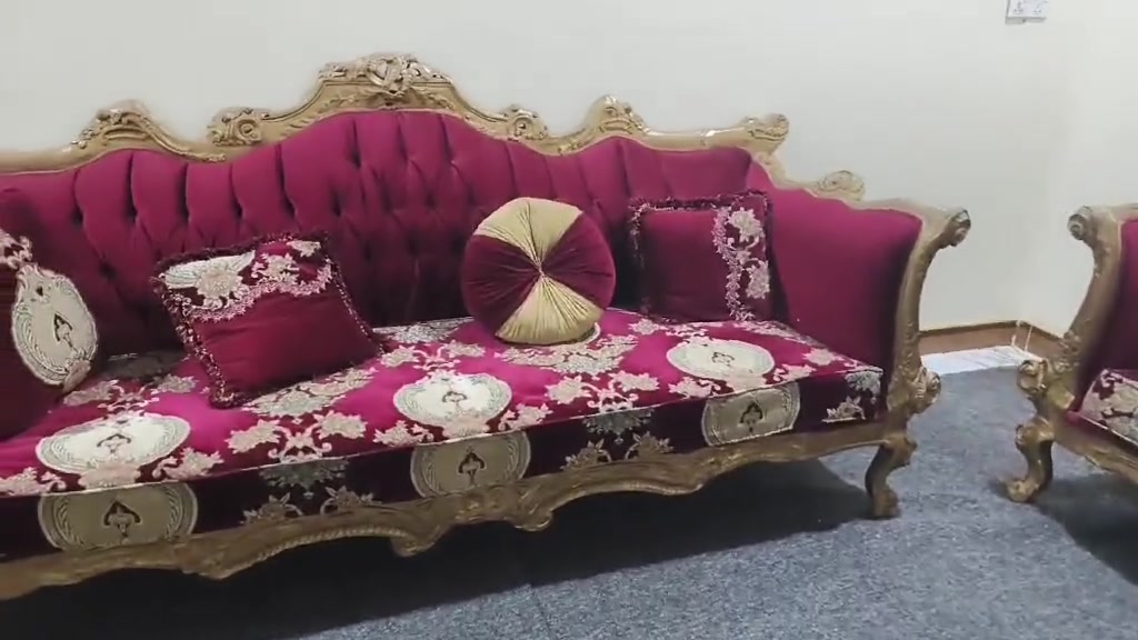 تخم زان مصري 8 مقاعد ثنين كبار ٢ونص الوحده 
اثنين كراسي نضاف كلش

بصره قضاء المدينه
سعرهم٢٧٥

الجلسه ١٠ متر 
سعرها ١٢٥


**إذا كنت صاحب هذا الإعلان وتريد حذفه لأي سبب، رجاءا أرسل رسالة إلى الدعم الفني**