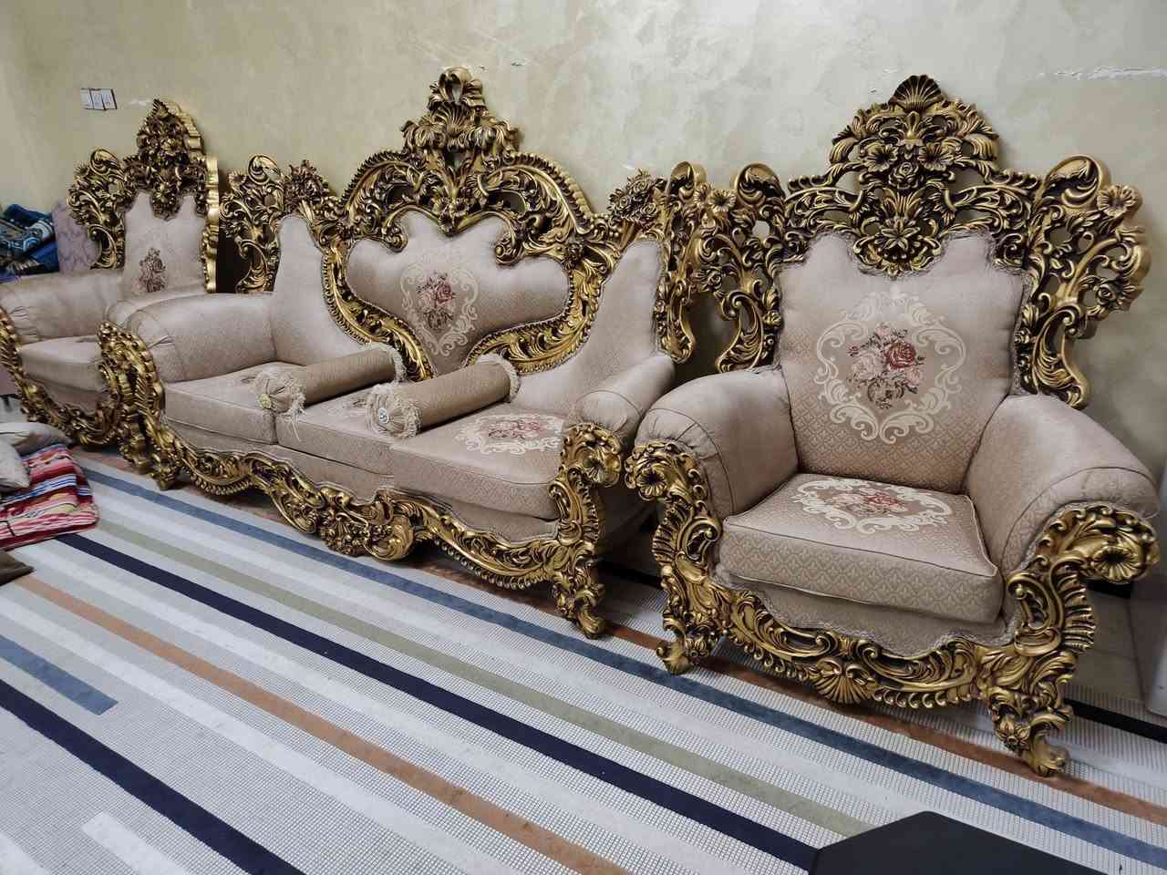 تخم قنفات ملكي استخدام قليل السعر ٧٥٠ الف وبيها مجال المكان ناصرية المركز
الاتصال على رقم ***********
