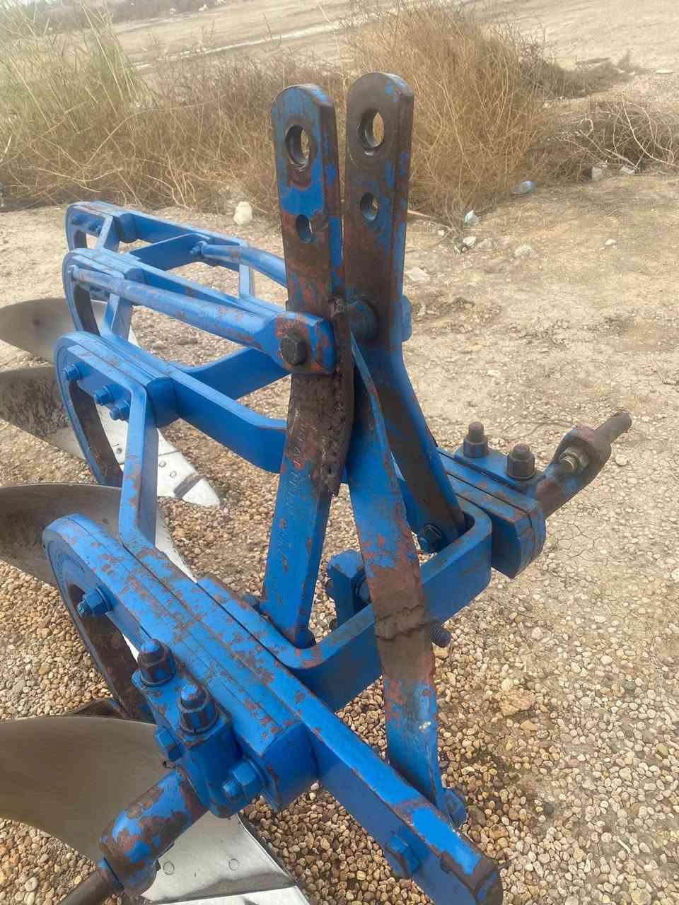 فدان تركي البير حجم 10رباعي العنوان بغداد الرضوانية معرض ابو نمر الجبوري ***********
