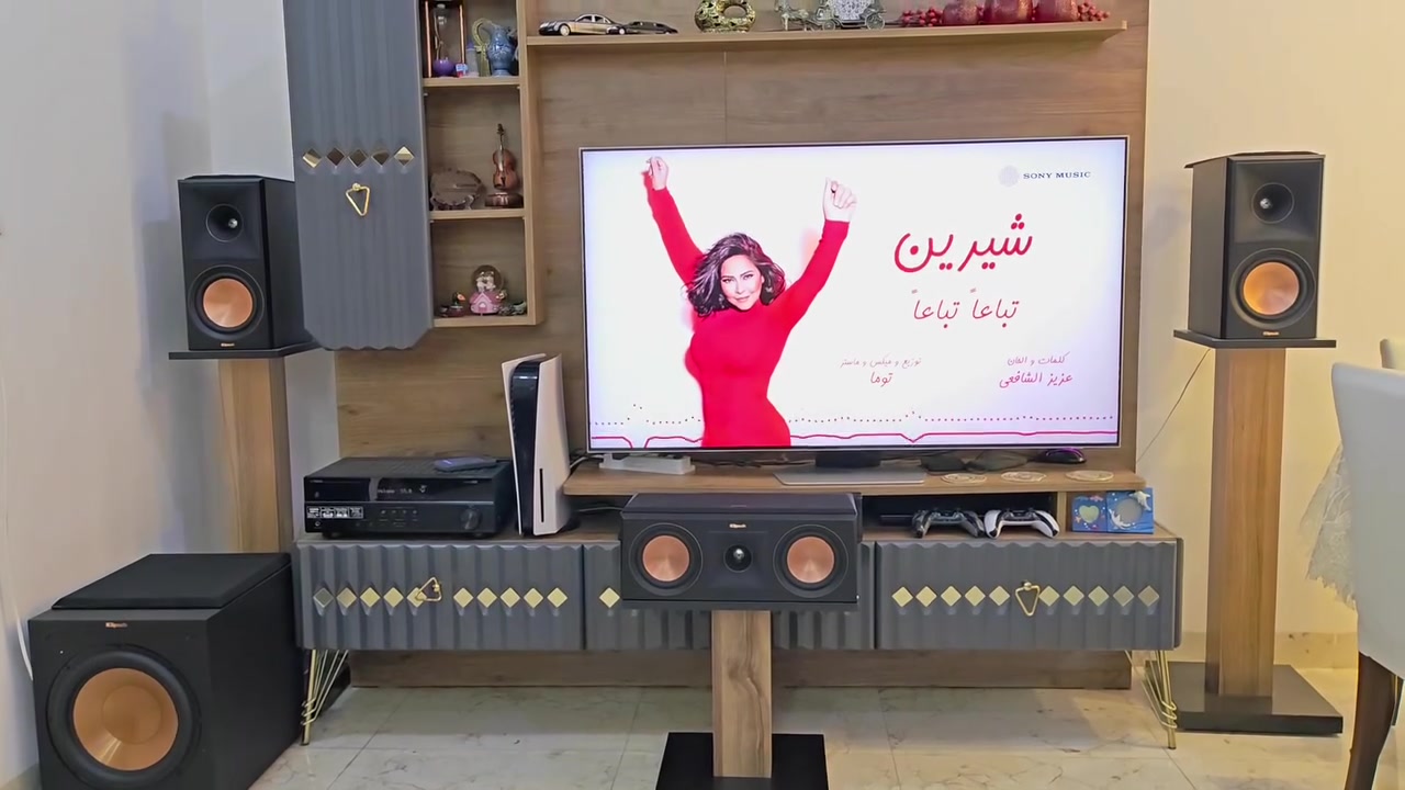 للعرض مسرح منزلي
Yamaha HTR 2071
Klipsch RP 600m ii
Klipsch RP 500c
Klipsch R 12sw
فقط الياماها للبيع بسعر ٣٠٠ الف وبي مجال بسيط


**إذا كنت صاحب هذا الإعلان وتريد حذفه لأي سبب، رجاءا أرسل رسالة إلى الدعم الفني**