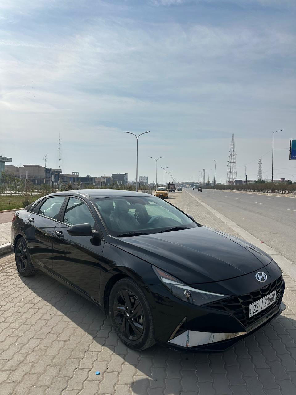 السلام عليكم هونداي النترا   موديل2023  ✨
(( سيارة ماشية 40 mi))
                  ~رقم اربيل  الدولي ..
 :؛ / سيارة حادثها دعامية  وربع بنيد صبغ 
 ""باقي كفالة عامة كلش مكفولة
 / فول موصفات  عدة فتحة سقف  
        🚗موصفات سيارة 🦯معروفة 🚗
& بدون شواصي بدون لغود دواخل كلة مكفول ⚡️
✨احلى من صور سيارة جاهزة  ✨ 
      (  مكينة 2.000 دوش )
                    $السعر 152 وبيها مجال $
                (العنوان البصرة الجنينة )
      رقم ,,,***********,,,,
