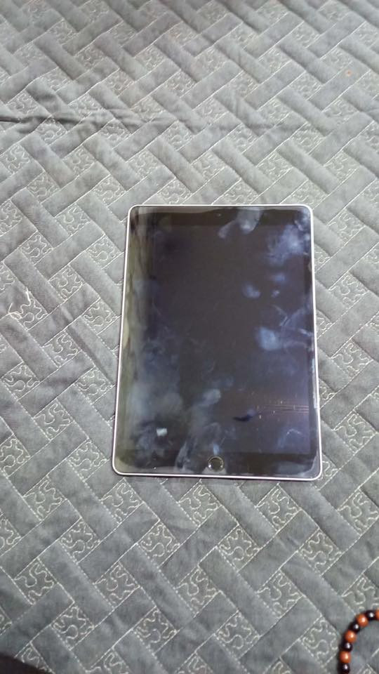 سلام عليكم
ايباد 9البيع بطاريه١٠٠ذاكره٦٤محدث كامل وي شاحنه وي الكاترونه ستخدام قليل الشرائ يجي خاص السعر ٣٥٠


**إذا كنت صاحب هذا الإعلان وتريد حذفه لأي سبب، رجاءا أرسل رسالة إلى الدعم الفني**