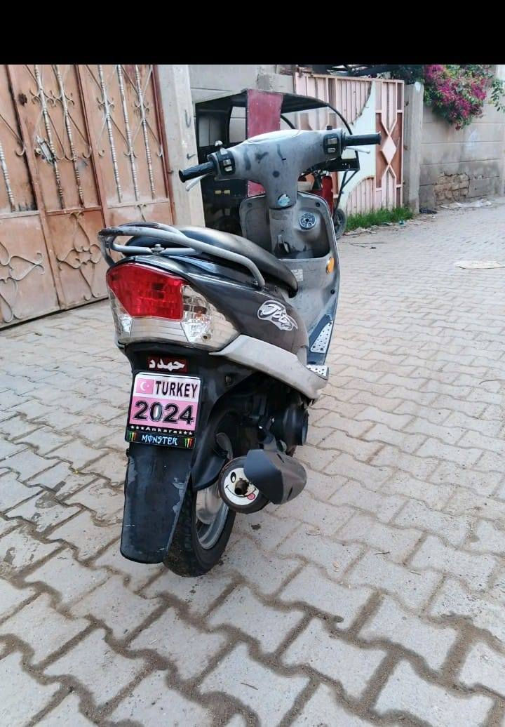 سلام عليكم دراجه ماكس قجمه للبيع دراجه مكفوله كفاله عامه بس الكفرات مبدلات سعر 900 وبيه مجال مكان البصره الهوير مكلف بل نشر هاذ رقم صاحب الدراجه ***********
