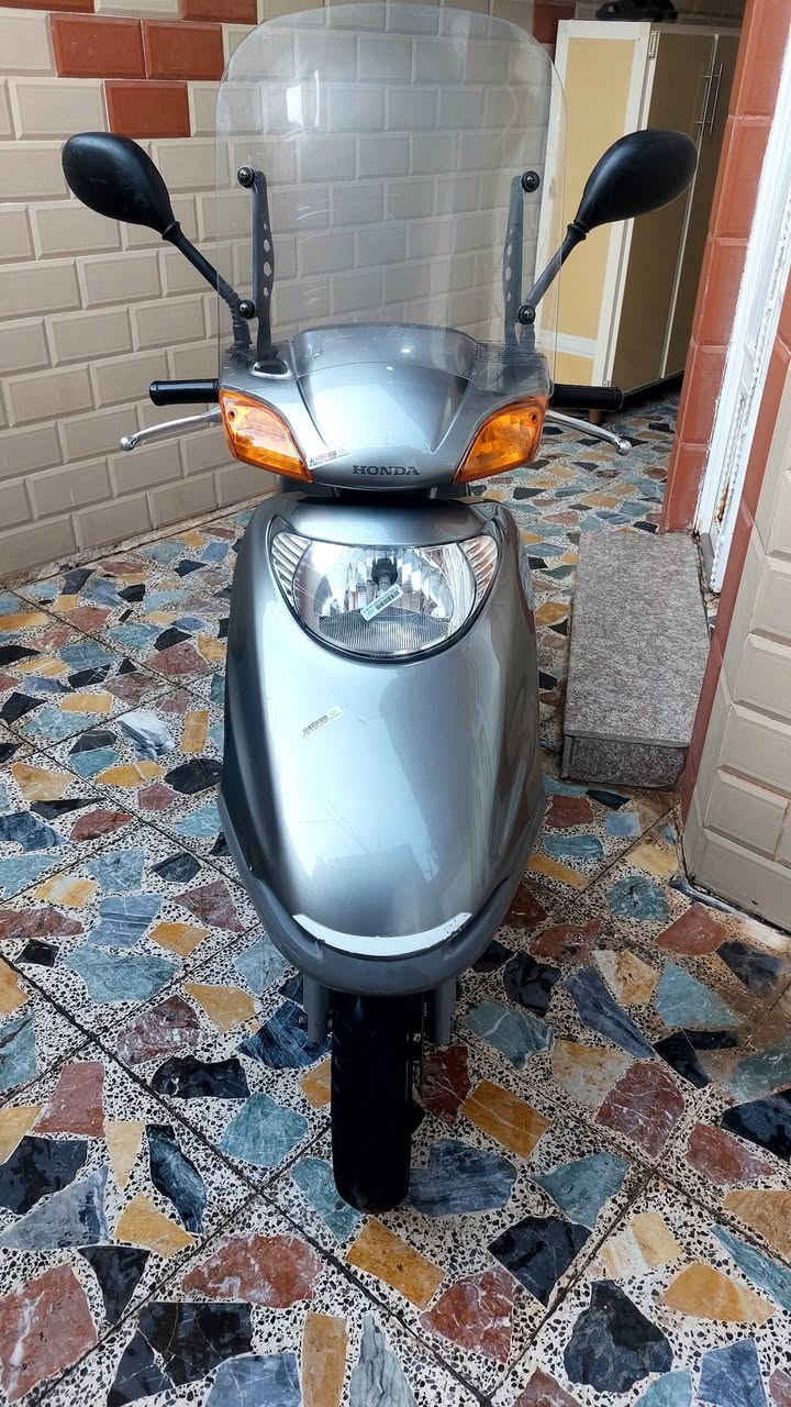 السلام عليكم
سبيسي ياباني رمبة رمبة يعني كفالة عامة دراجة بلادية 

العنوان كوت الزهراء/***********
