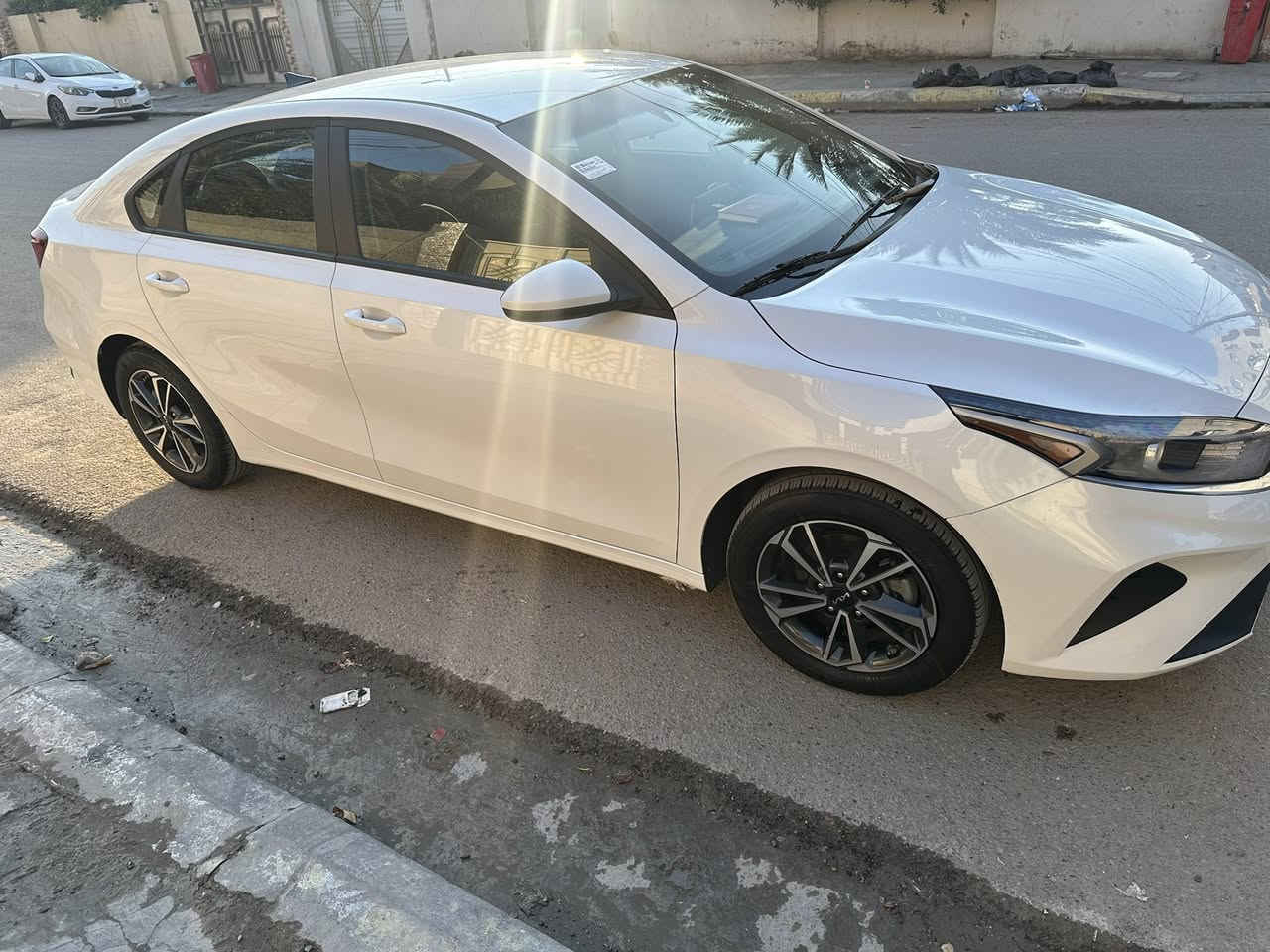 فورتي موديل 24
ماشيه 23 الف
حادثها بارد بجاملغ الامامي وربع البنيد صبغ 
بدون رقم بسمي تحويل مباشر
مكاني الانبار الفلوجة 
السعر 150
***********
