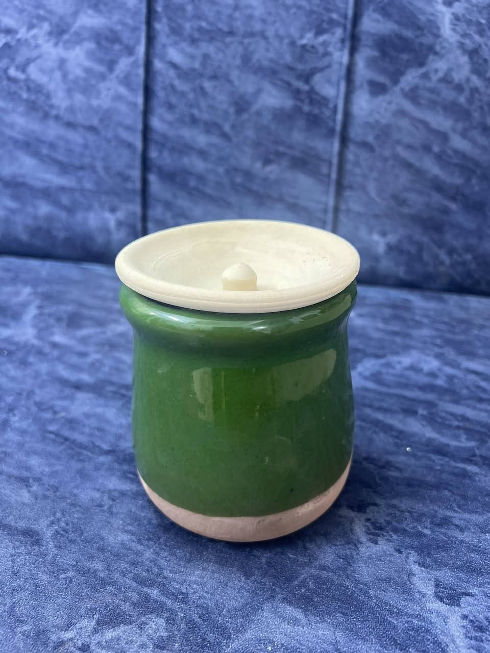 السلام عليكم عندي كمية من هالفخارات ما بيهن اي ضرر و نظيفات امانة الله و اريد ابيعهن كمية جبيرة عندي القطعة الف دينار فقط الفخارة مع الغطاء و اكو توصيل اذا تحبون


**إذا كنت صاحب هذا الإعلان وتريد حذفه لأي سبب، رجاءا أرسل رسالة إلى الدعم الفني**