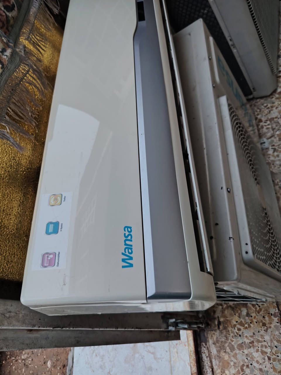 سبلت طن ونص نظيف كلش وتبريد ثلج نقص بواري ب250 الف
***********

