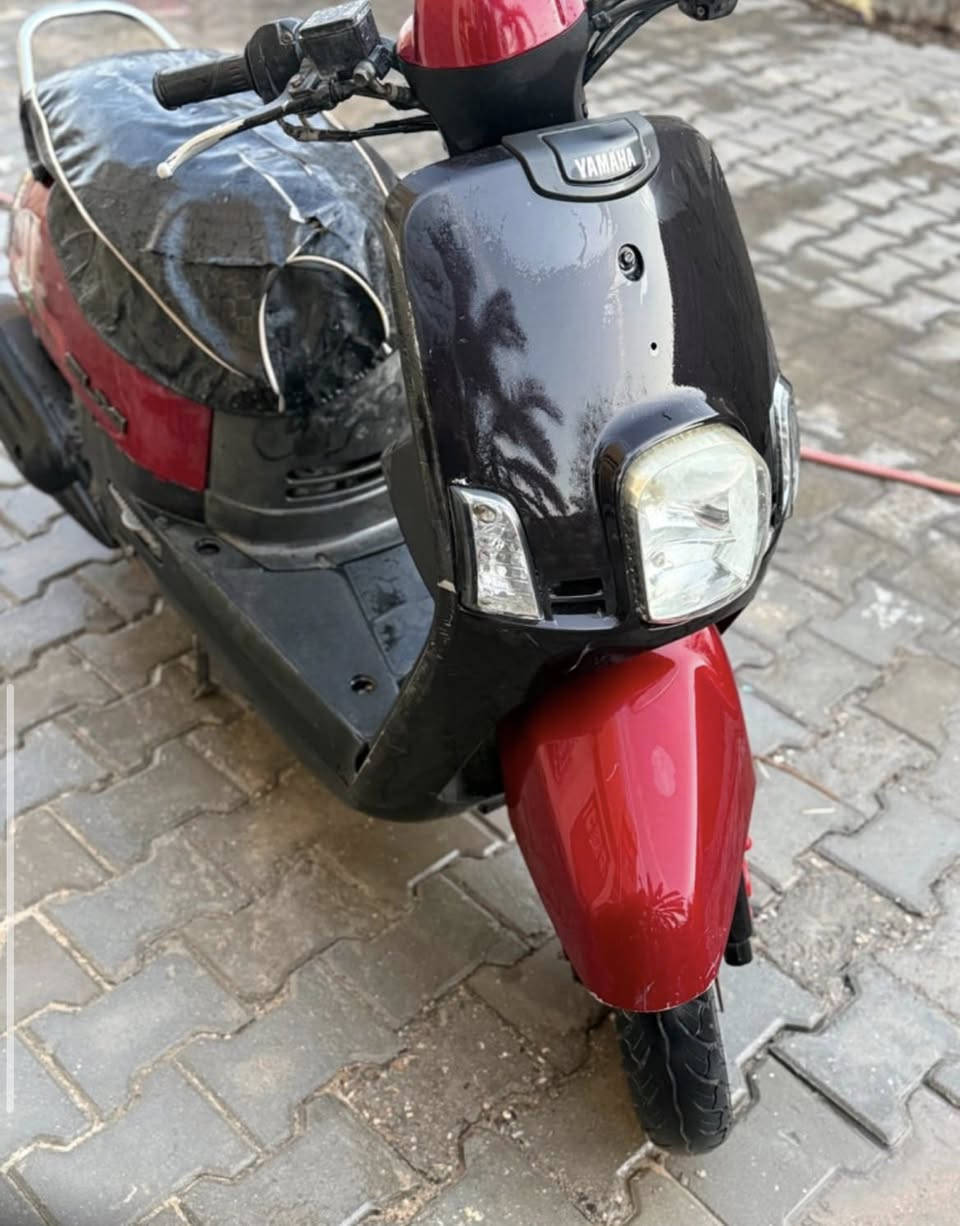 سلام عليكم
بوليس نوزل للبيع
الدراجه صارلي شهر ونص نزلتهه من الرمبه وياهه ورقه
الدراجه من طول لطول بلادي برغي ما مفتوح بيهه الدراجه بحاله
ممتازه الدراجه نكرة سلف
مكينه كفاله نهضه وشلعه ومعدل
السعر ١١٠٠ (مليون وميه) وبيهه
مجال المكان البصره أبو الخصيب
للتواصل : ***********
واتساب فقط
