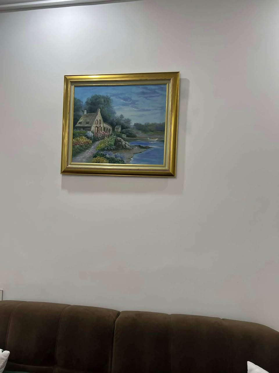 تابلۆیەکی بە دەست دروستکراوی بالە قیاسی ٦٠ بە ٧٥ غەلەت نەبم شتێکی تا بڵێی جوان و ناوازەیە بە تایبەت بۆ ئەو کەسانەی خولیایان شتی ئەنتیکە تەنها ئەم دانەیە هەیە هەر کەس حەزی لێبوو نامە بنێرێت لە خزمەتیا ئەبم.. السليمانية, العراق


**إذا كنت صاحب هذا الإعلان وتريد حذفه لأي سبب، رجاءا أرسل رسالة إلى الدعم الفني**