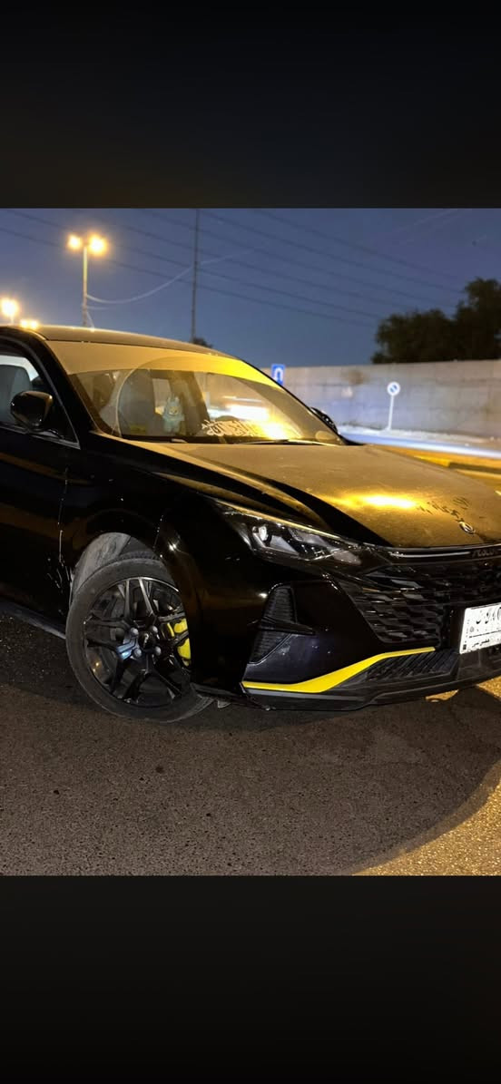 سلام عليكم بيع او مراوس
دونك فينك شاين 2024 مكينه 1500 تيربو فول مواصفات ماشيه 64 الف كيلو السياره فتحه كشنات جلد داخل ابيض واصفر كشنات كهرباء السايق والراكب شحن لاسلكي الاضاءه الاماميه والخلفيه لدات مري شفط كامرات 360 درجه تبريد قطعتين السياره جديده كلش يعني لاصبغ ولا بارد بس بيهه طخه بالجاملغ الخلفي موجود بالصور كلش خفيفه وبيهه 3 رصعات بالباب الي وره الصدر خفيفات ممبينه اصلا 
السعر 135 وبيهه مجال للشراي سياره رقم بغداد بأسمي تحويل ثاني يوم  السياره عليهه غرامه 400الف تنزل من سعر السياره
رقم الهاتف ***********
