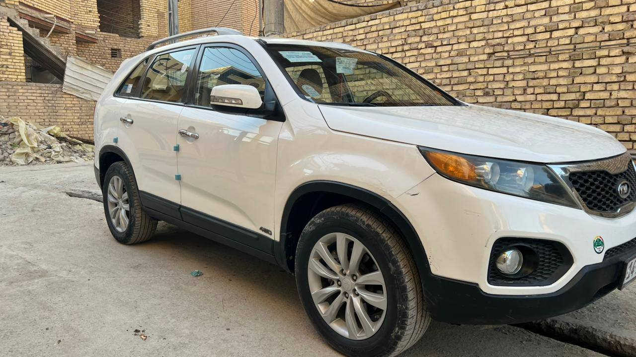 سلام عليكم سورنتو 2010 خليجي مشروع وطني بصرة رقم مميز مكينة 2400 دوش يشهد الله كلش ناعمة وخير من الله 7 راكب بانوراما فور ويل رقم أنكليزي بأسمي تحكم ستيرن حساسات كهرباتيات كاملة تبريد تدفئة شاشة جدبدة فقط مبدل بنيد بالعراق سيارة مال جناي يشهد الله 
السعر 138 وبيه مجال محتاج وابيع مستعجل 
078 000 15580 مكاني ذي قار/ سوق الشيوخ
