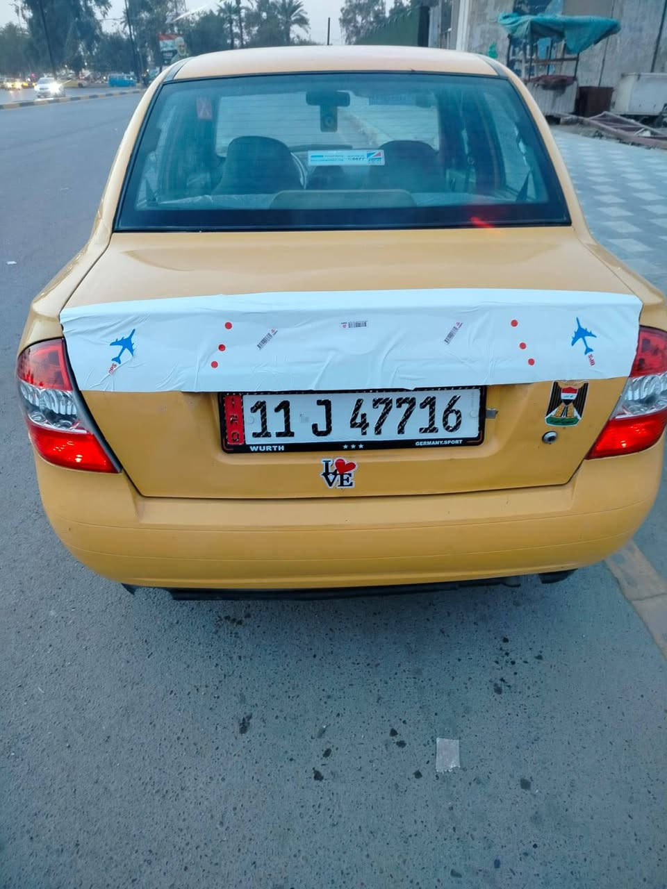 طيبه موديل 15 بيه جاملغ خلفي مصبوق ولا تبديل ولا ضربه مكينة وكير خير من الله صدر خير من الله تخم تاير سنويه جديده هيه مصفره العنوان بغداد مدينه الصدر سعر 38 رقم الهاتف ***********
