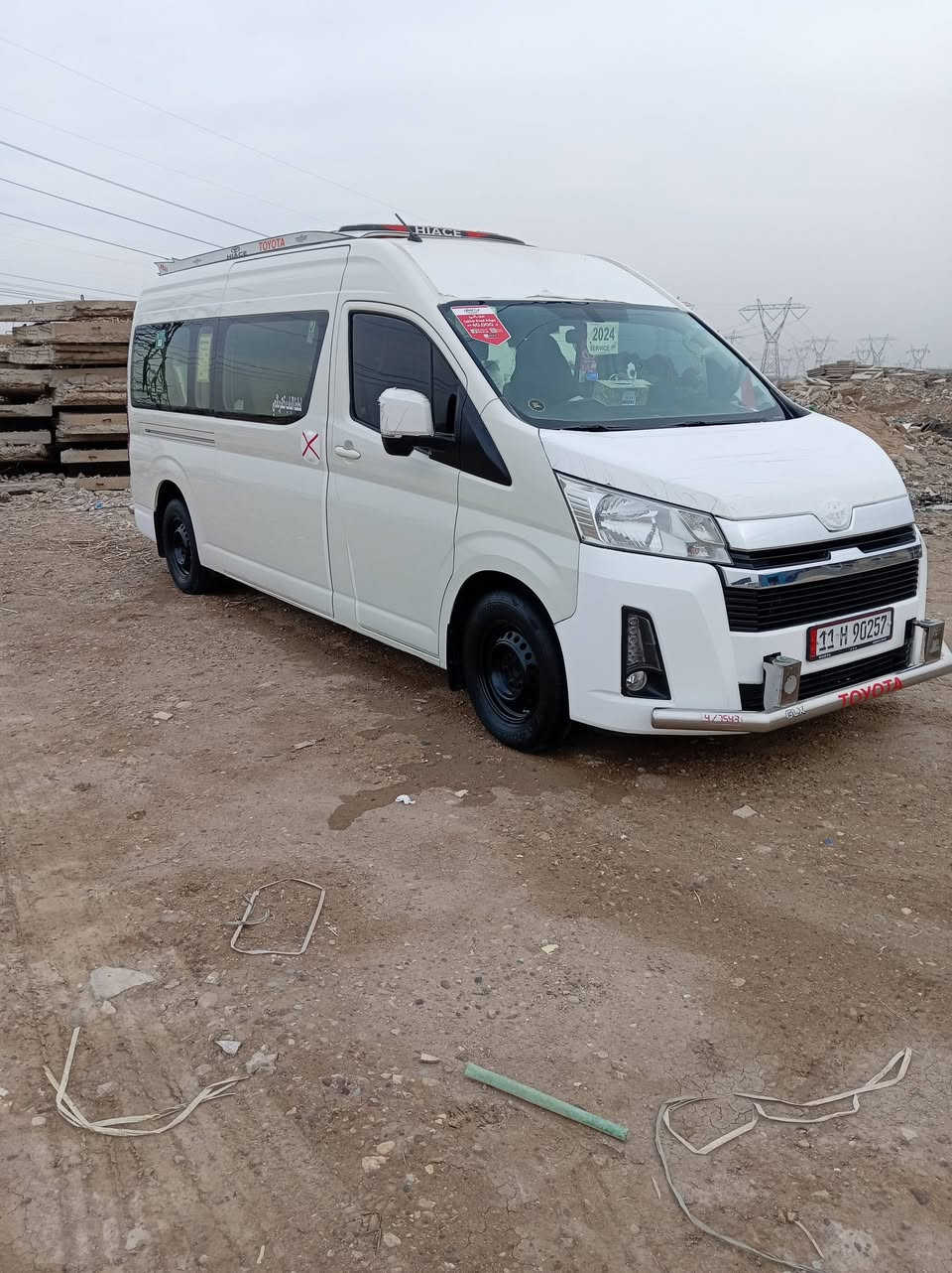 السلام عليكم هايسه ام البوز موديل ٢٠٢٠ فول كير عادي بانزين محور منظومه غاز تبريد محور ثلج ترهم مراوس كوستر 17 للاستفسار على الرقم ***********
