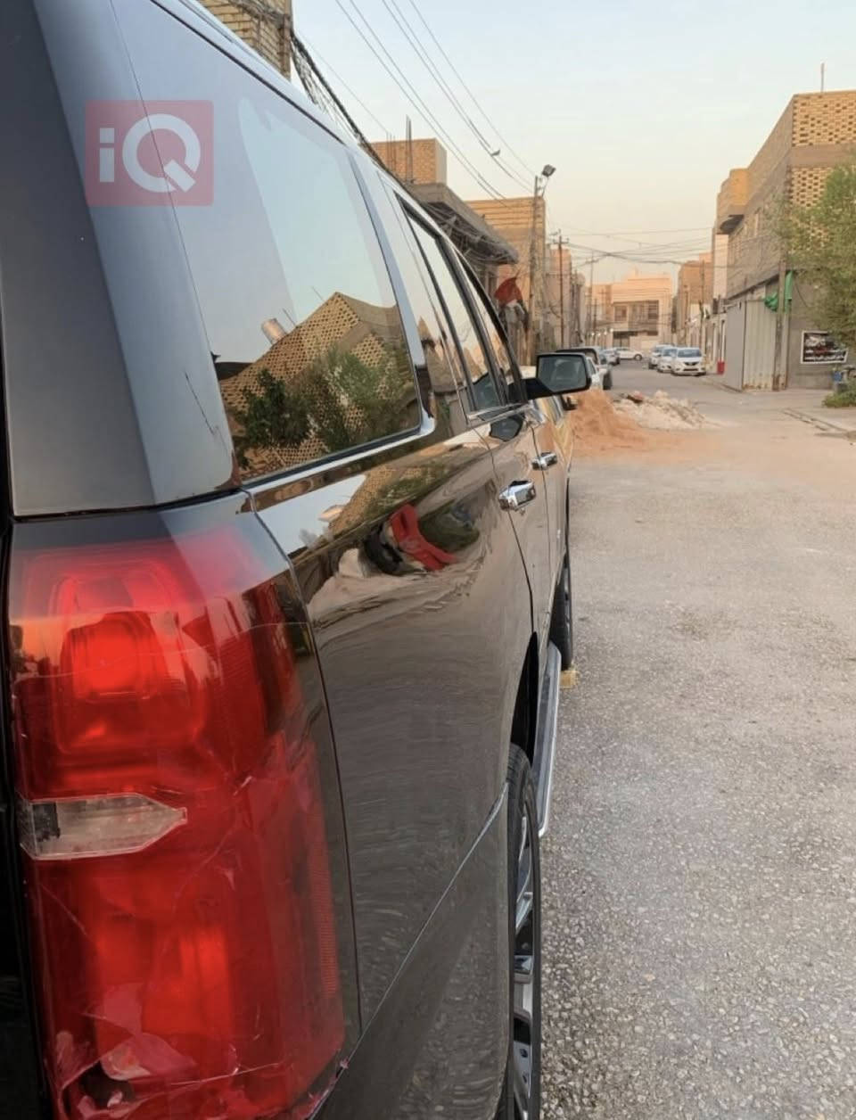 سلام عليكم تاهو 2019 بريمير كلين تايتل حادثها سرقه مكينه ماشيه 70 الف كيلو رقم بغداد خصوصي السياره Vip كشنات خلفيه منفصله 
السياره تو ويل دفع خلفي 
تدفئه تبريد مقاعد تدفئه ستيرن صندوك كهربائي فتحه سقف اضويه LED شاشه لمس كبيره مثبت سرعه ومساعد صعود المرتفعات مقابض ابواب كروم ومعروفه مواصفات البريمير
بيها كم شغله بسيطه مثل جام البكلايت الخلفي الايمن مكسور يتبدل فقط جام وبيها كم رصعه 2 تقريبا فقط 
رقم الاتصال ***********
سعرها 39,000 دولار (3 شدات و90 ورقه)
وبيها مجال بسيط
