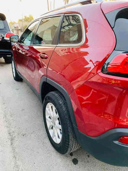 سلام عليكم جيب شيروكي ( بزون ) 
موديل 2016 بغداد حرة  باسمي 

ماشية ٩٠ الف 

محرك 4 سلندر 2.4

حادثها جاملغ وباب بدون ايرباك

تبديل جاملغ

بجم كبس

تبريد امامي خلفي

رادار جانبي ونقطه عمياء

حساس خلفي

كاميرا خلفيه

تشغيل عن بعد

تحكمات ستيرن

مودات قياده (سبورت / عادي / مطر / ثلجي )

السعر ١٣٠ وبيها مجال 

*********** مكانها بغداد الغزالية
