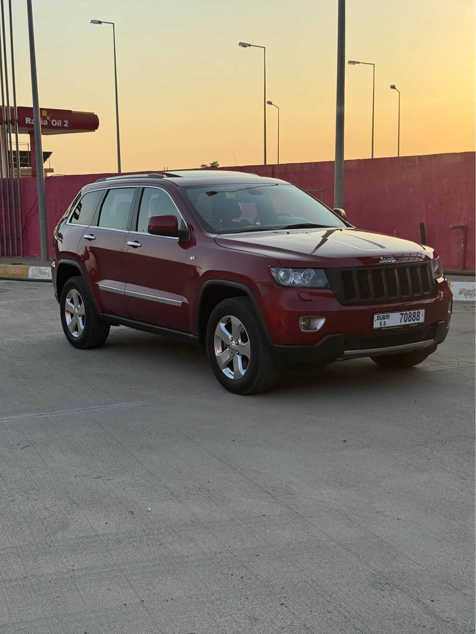 Jeep laredo 2012
براوەیە  براوەیە سەیارەکە تازە داخل  مواسەفات فوول فوول دەبل ئەکسل
٨پستۆن گێروو مەکینەو ئەکس بەشەرت کارەبایات مەزبووت پانۆراماو بەسمەو حاسەیە سندووق شەفتە پێش و پشتی کەپسە دەحمو لێدراوی نیە ٤ تایەی نوێی ویلی ستیلی لەژێرە تەبریید ساردوو گەرم مەزوبووت ئاوێنە کارەبا و کوشن هیتەرو سوکان هیتەر ڕۆنی گێروو مەکینەی گۆراوە 
سعری خوار بازارە 66 گەلاو مەجالێکی برایانە 
Watss app -viber -*********** رانية, السليمانية
