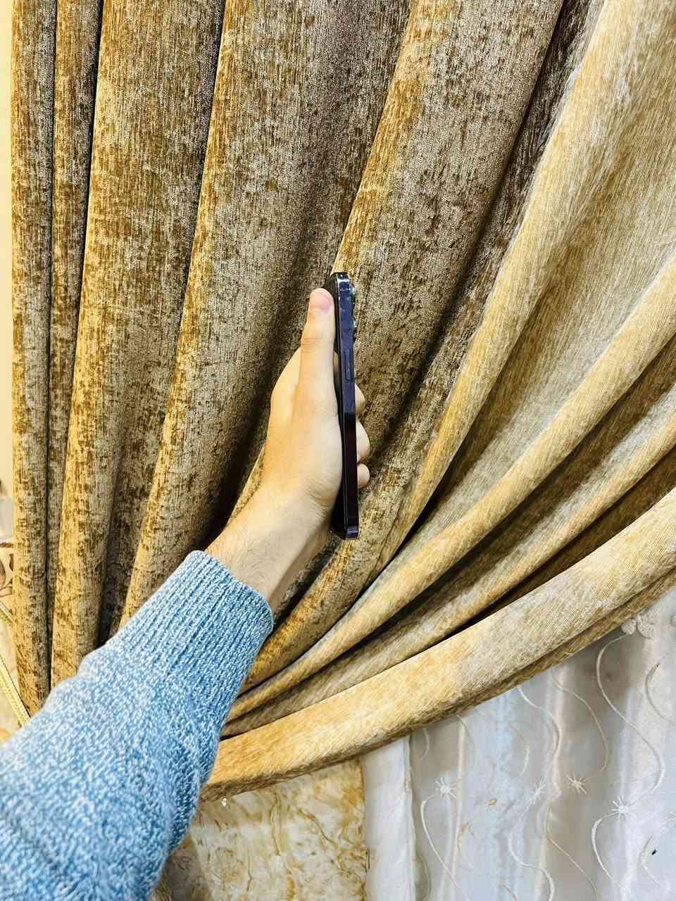 ايفون 14 برو ماكس مكسور بس ظهر الباقي كفاله شريحتين زيتعي ذاكره 256 الجهاز كله شغال سعر 650 شراي اتصل***********
