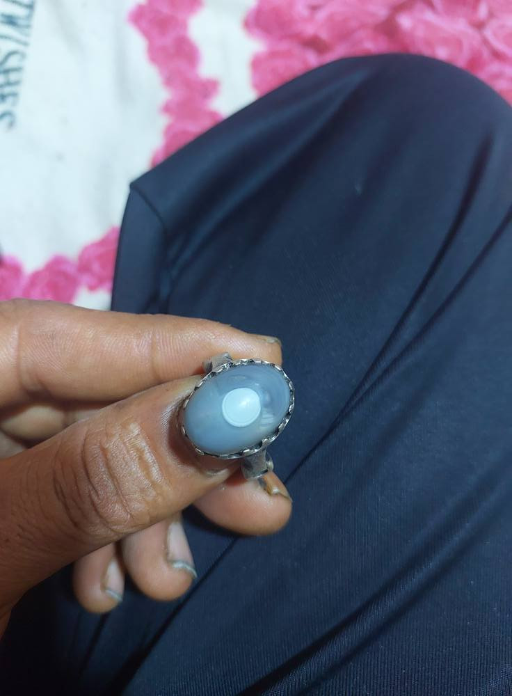 وحد عقيق يماني والثاني سليماني وعطف ثنينهن قديمات وفضه ثقيله المكان بصره القبله


**إذا كنت صاحب هذا الإعلان وتريد حذفه لأي سبب، رجاءا أرسل رسالة إلى الدعم الفني**