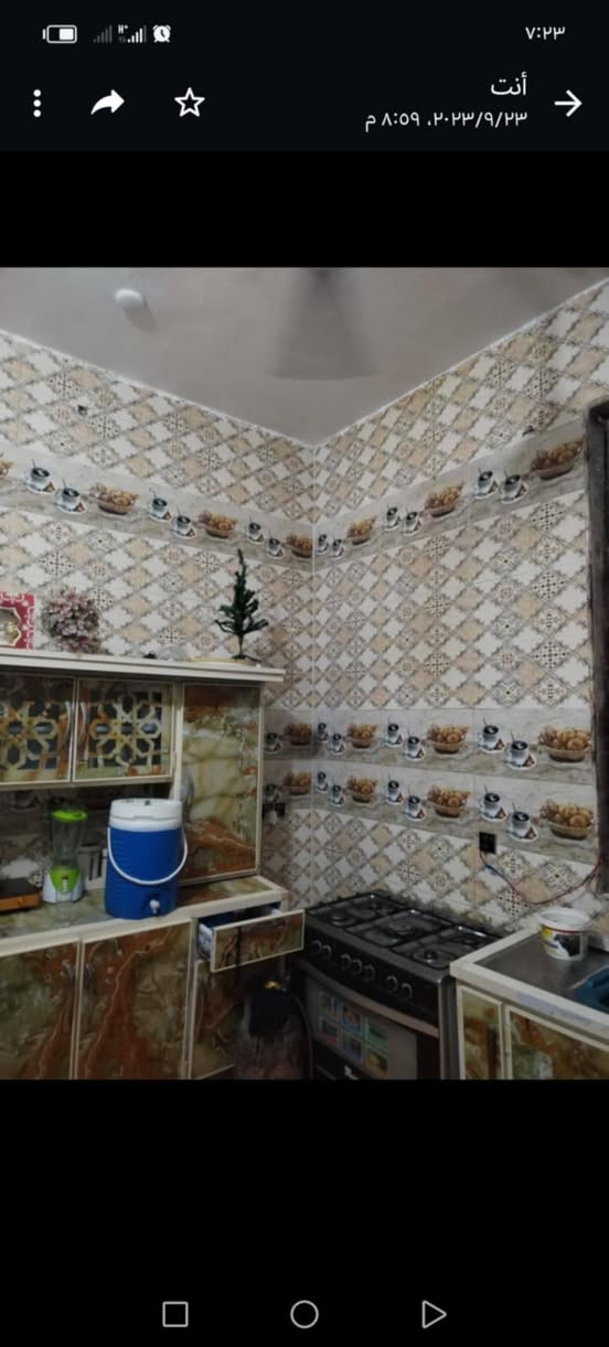 دار زراعي للبيع مساحه ١٠٠م في منطقة الصخيين شارع المهندس
قريب على شارع العام بناء درجه اولى طابوق كونكريت 
يتكون من غرفة وصاله ومطبخ وديوانيه وصحيات ومدخل ومنور درج درائري ستاره كامله  بيت جاهز وكامل سطح شتايكر ستاره
خدمات 
للمزيد من المعلومات يمكنكم التواصل معنا 
على صفحة الفيس 
او اتصل على 
***********
