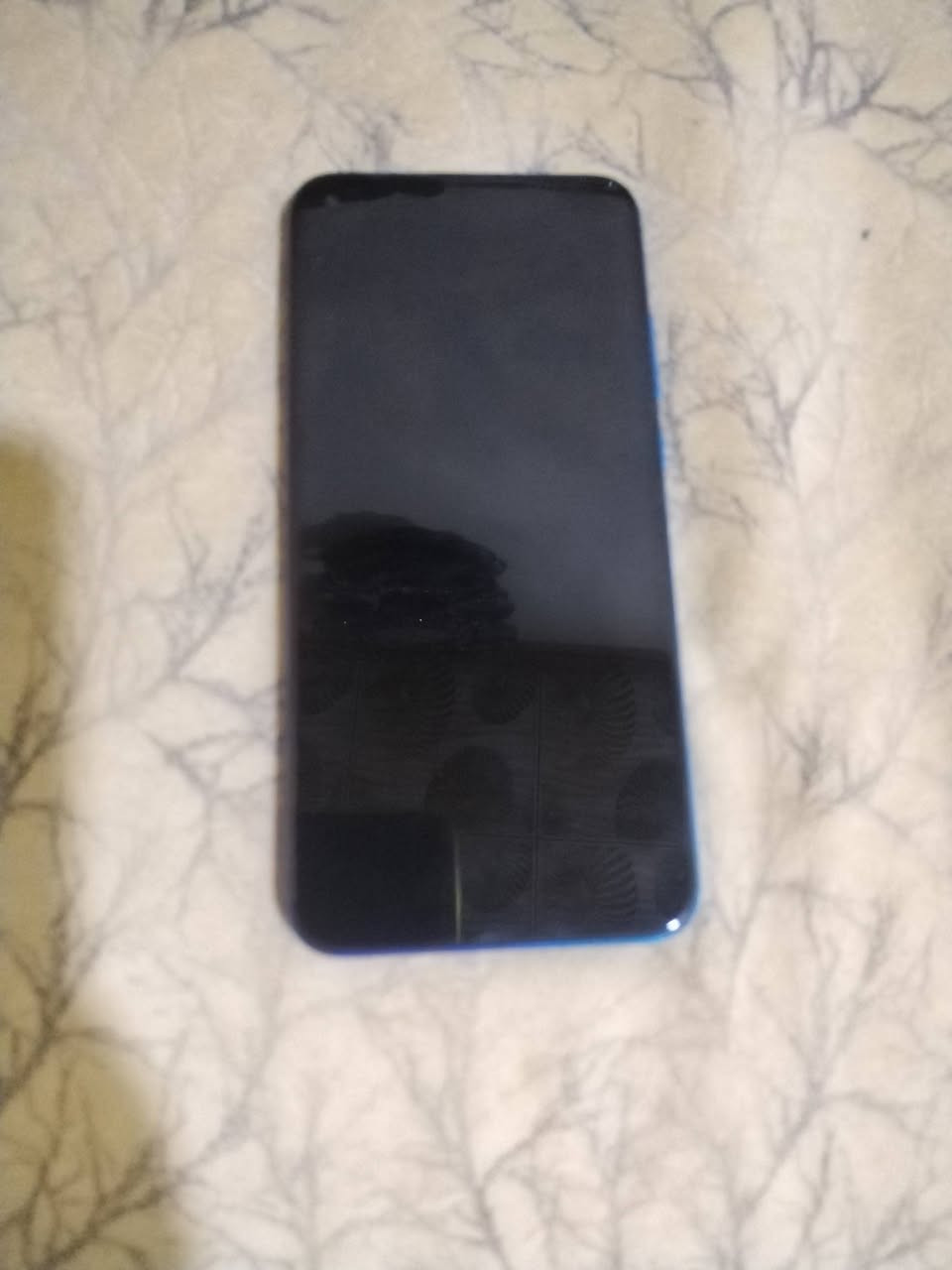 جهاز Y7p للبيع الجهاز نضيف كلش زلغ ما بيه السعر125 ناصريه الإسكان الصناعي رقم ***********
