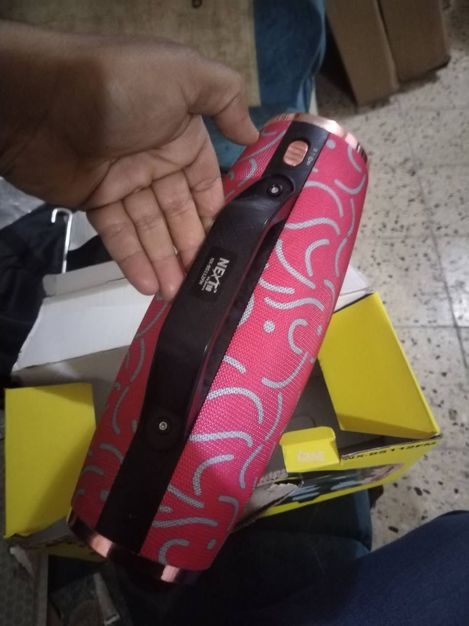 سماعه َوناره وبور بنك شحن تايبسي ضخمه
السعر ٢٠


**إذا كنت صاحب هذا الإعلان وتريد حذفه لأي سبب، رجاءا أرسل رسالة إلى الدعم الفني**