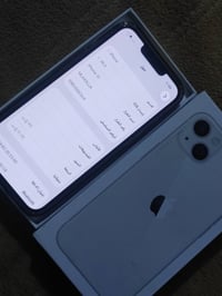 07884290850ايفون 13عادي جهاز كفاله بطاريه 81 ذاكره 128 وياه كمل ملحقات...