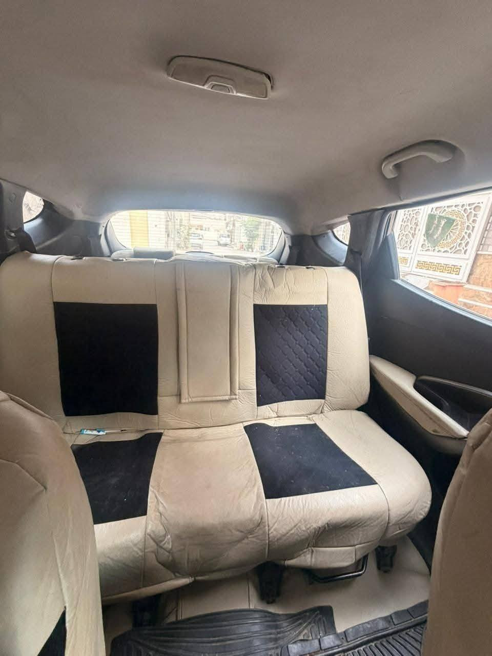 سنتافي خليجي 13 
تحكم استيرن 
3 قطع تبريد 
مري شفط 
شاشه 
كامره 
اربعه سلندر 
بيها 5 قطع صبغ 
بجم مامفتوح  
حداديه كير مكينه تبريد مكفولات 
بس عوزها ترتيبات نواقص كلش بسيطه 
مكاني نجف 
رقمي 
*********** 
السعر 120
