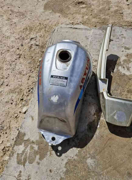 تانكي عضم وتاير ويل عضم  كاملات  للبيع كربله حي نصر
***********
