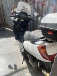 فورسايت للبيع دراجه كلها شغاله كفرات كامله مكينه نضيفه بس بيها لصالنصه...