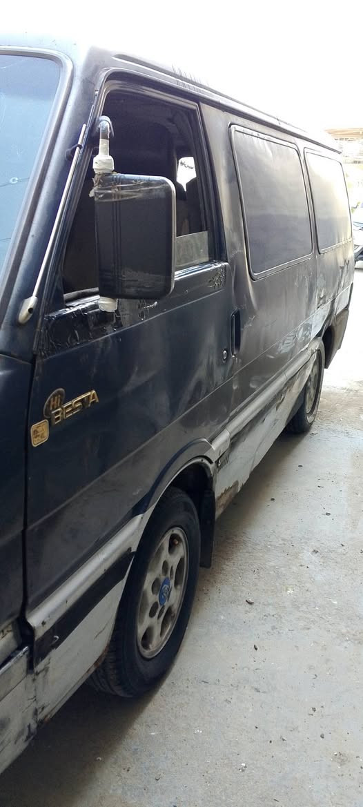 كيا بستا فان رقم بغداد حمل ب اسمي ما مشتغله عل خط
مكينه عل سحك بم ونوزل جدد وكير جديد 
راديتر  جديده سلف جديد باتري جديد 
تخم تاير 
كهربائيات كلها شغاله 
مكاني بغداد 
السعر 40 
***********
